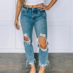 Trendy Distressed Boyfriend Jeans in Blue